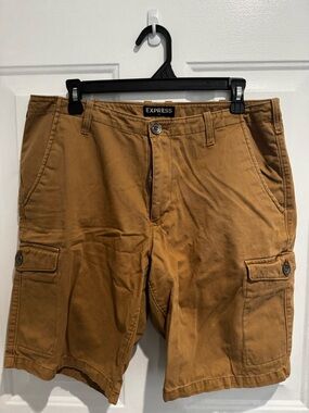 Express Tan Cargo Shorts with Branded Button